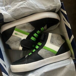 NWT Geox boys shoes
